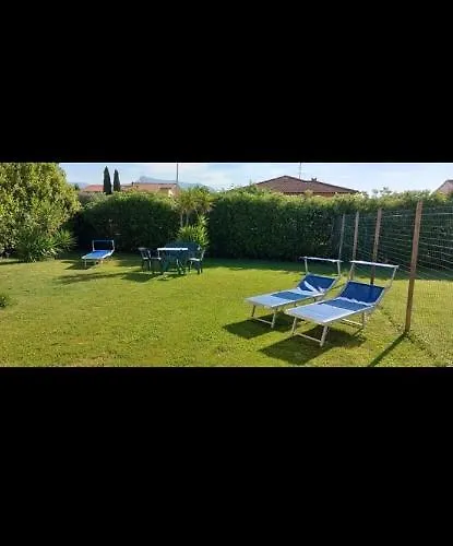 Garden Апартаменты *